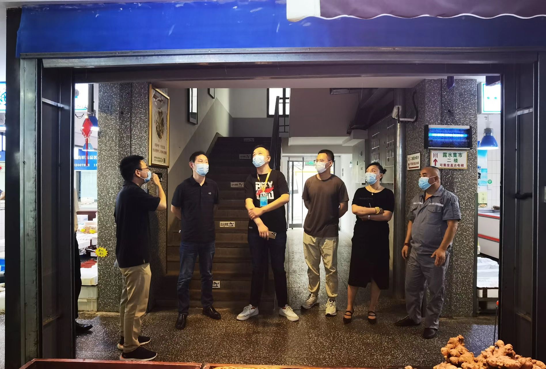 文旅集团副总经理孙瑶带队检查农贸市场安全生产工作