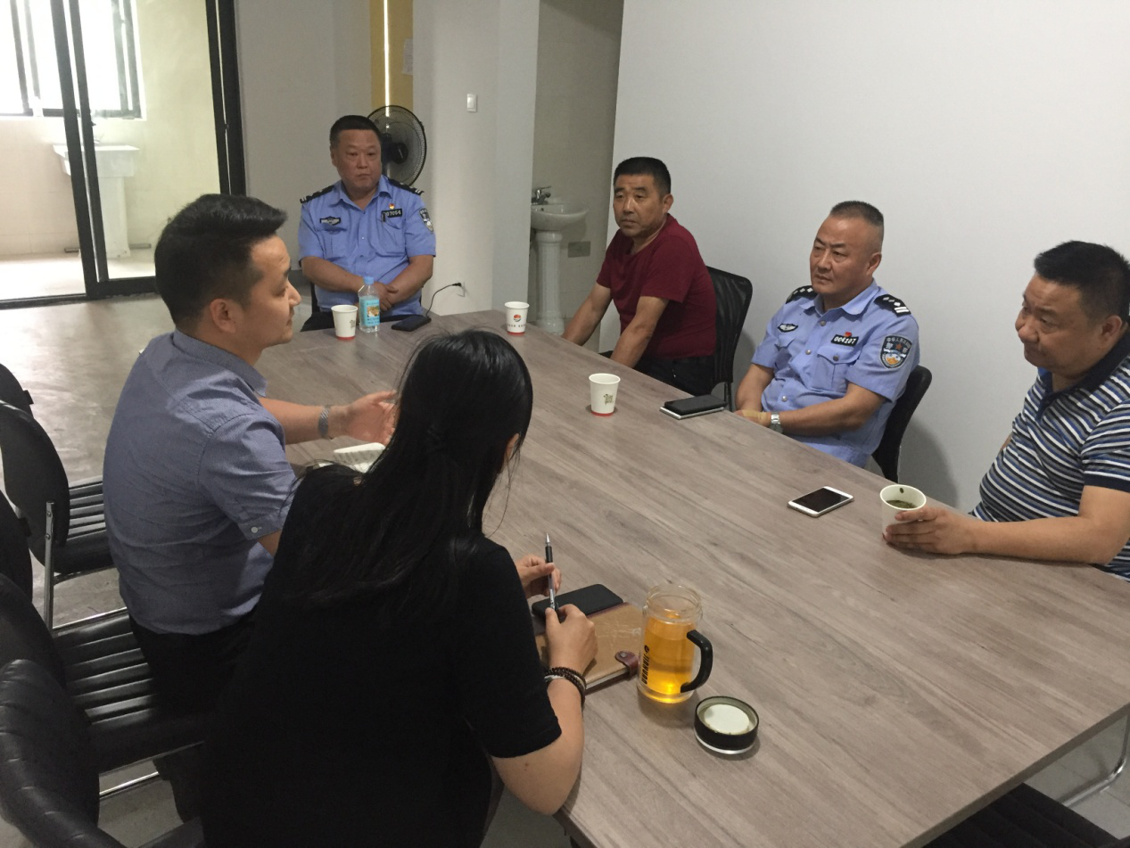 大杨镇副镇长刘峰赴尚水湖畔项目指导物业管理工作