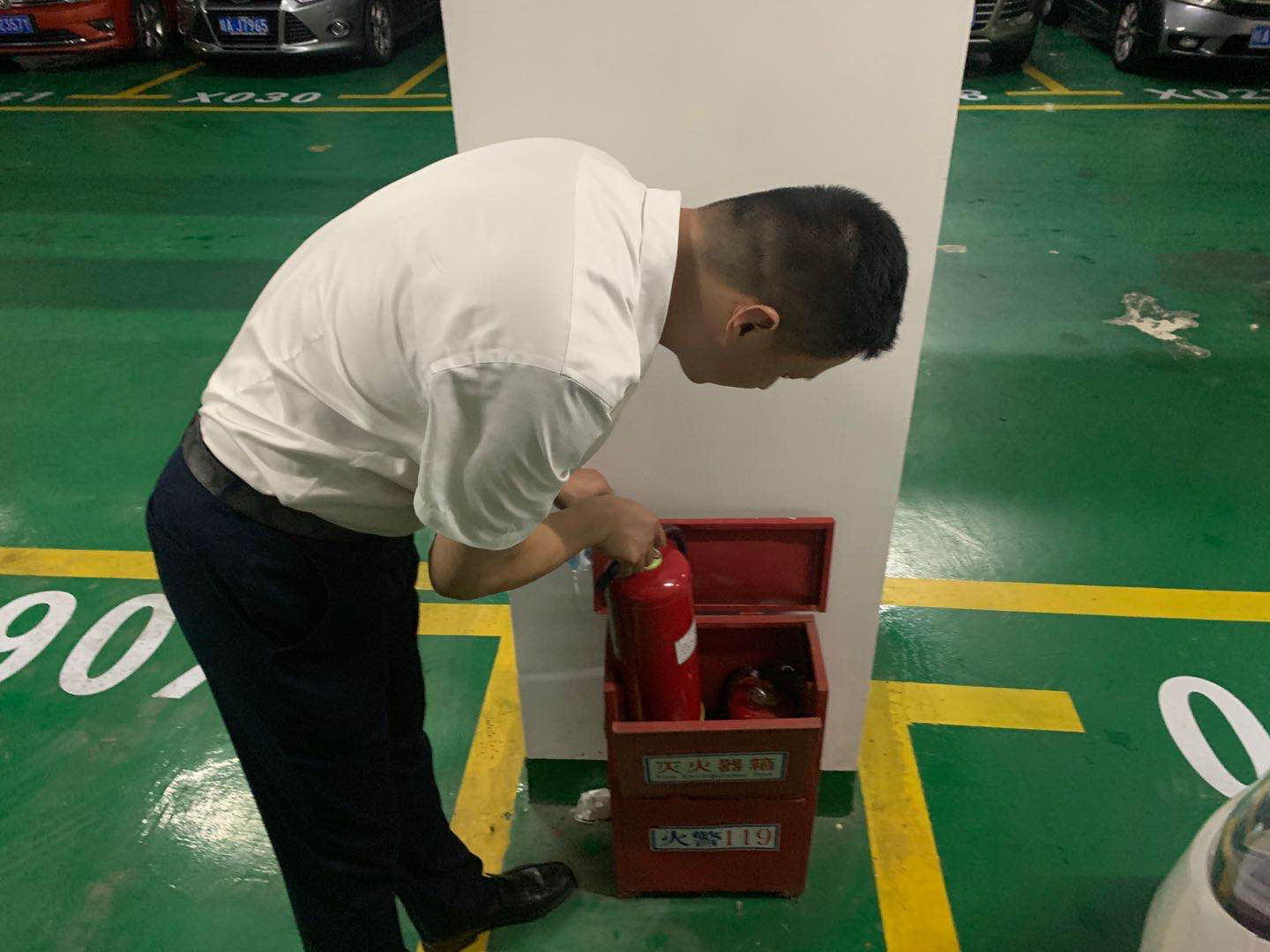 城隍庙物业公司开展安全隐患排查整治专项行动