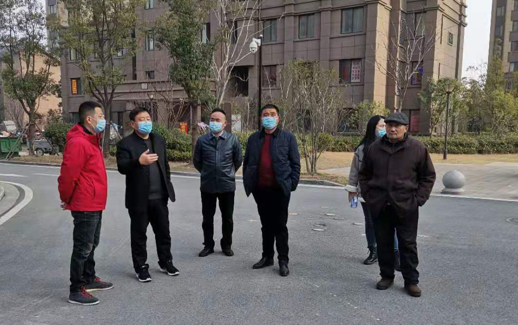 大杨镇物业办一行赴尚水湖畔小区调研