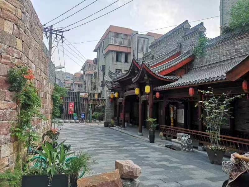 拱辰街二期完成竣工初验