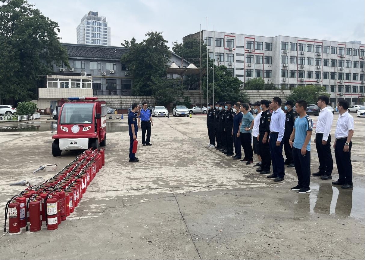 防范于未“燃”——城新物业公司联合三孝口街道、庐阳消防大队开展消防演练活动