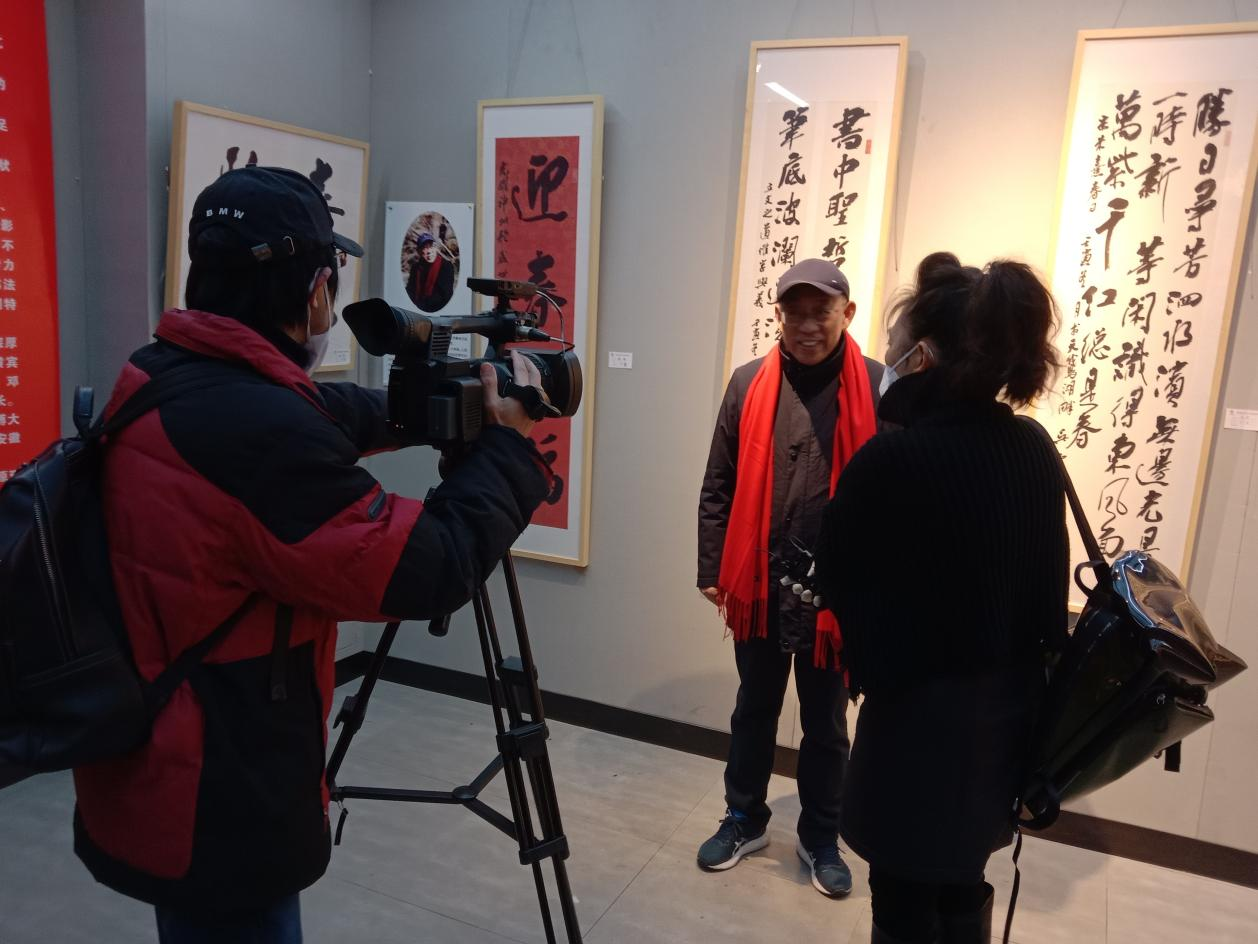 《继往开来 守正创新——喜庆二十大十佳学术邀请展》在城隍庙艺术展览馆开幕 