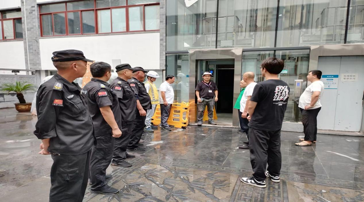 电梯困人应急演练 守护乘客安全